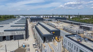 Widok na Bud 9 od strony południowej