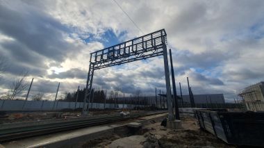 Teren zajezdni - stanowisko do pomiaru pantografów